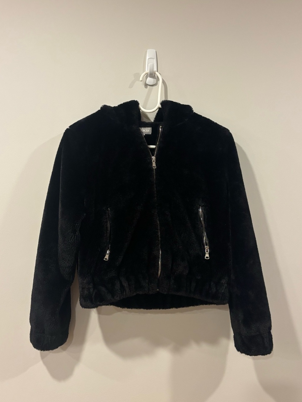 Tractr Ultra Soft Faux Fur Jacket Black Lined Hooded Winter Girls size Large